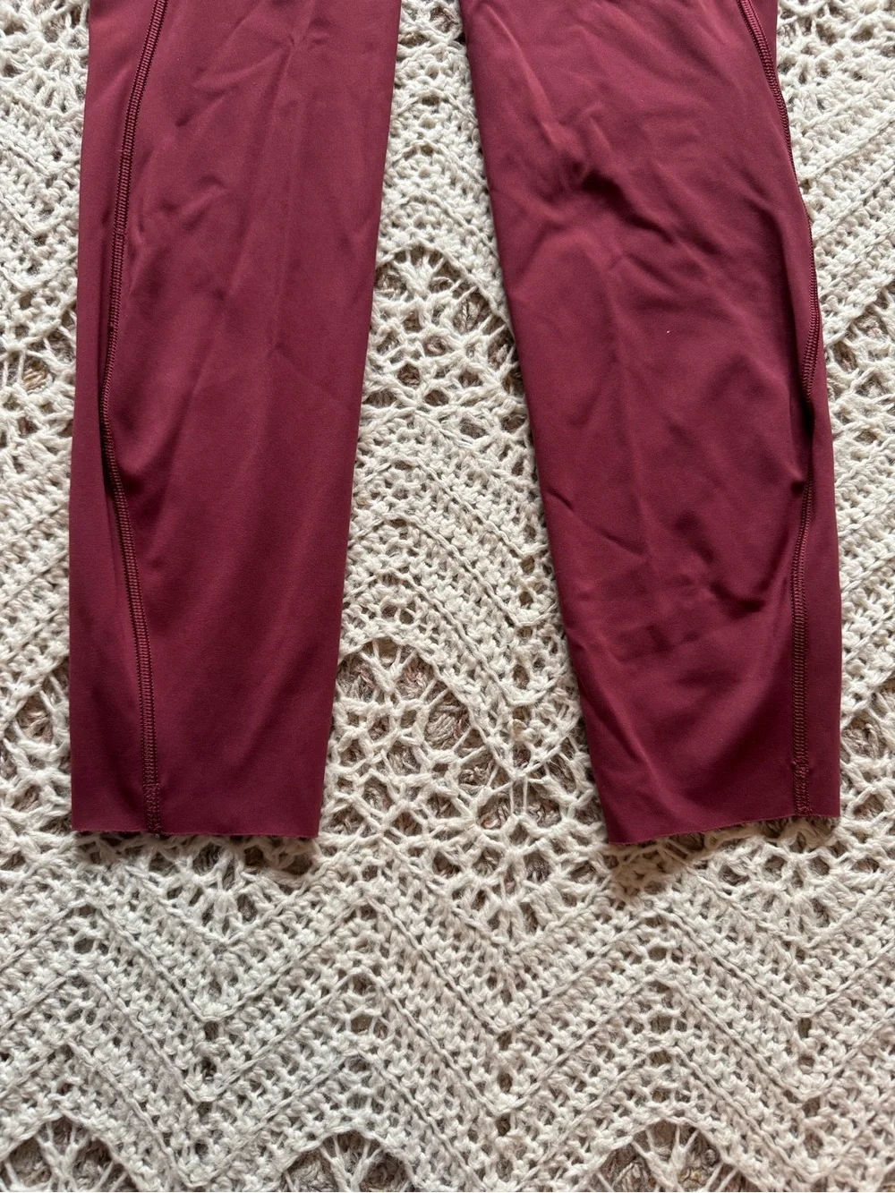 Lululemon High-Waist Red Wine Women's Leggings Size 2 Raw Hem Workout Athletic